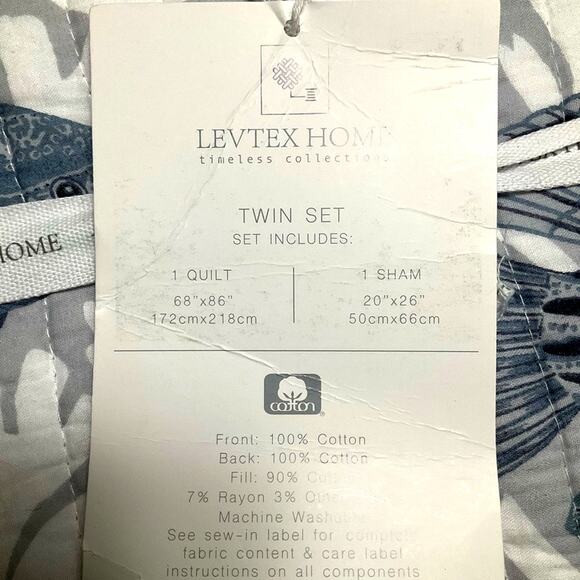 Levtex Blue and Gray Fish Quilt Set Twin NEW - Picture 4 of 7